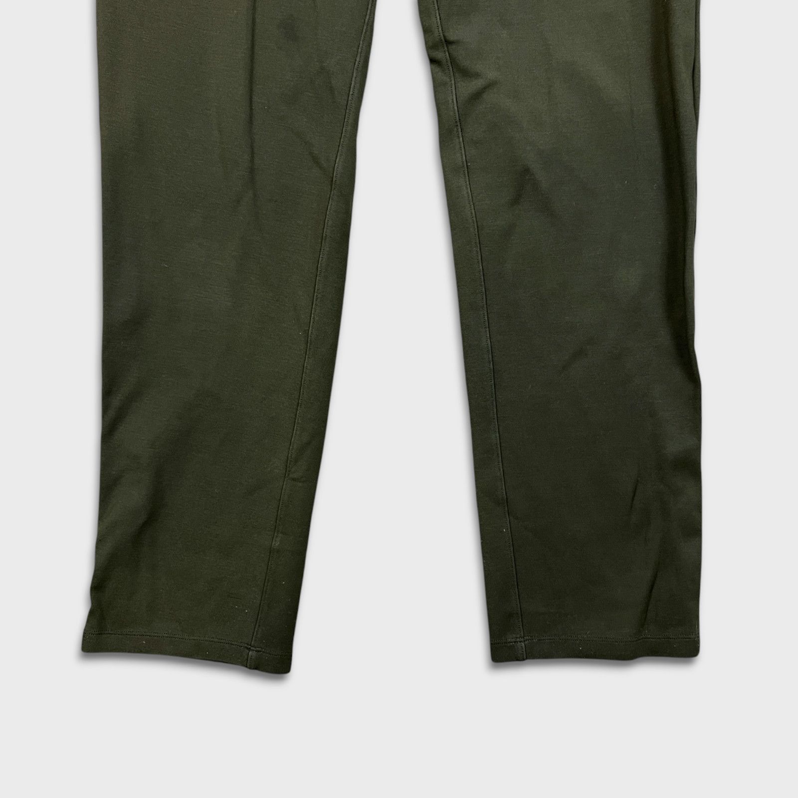 Lululemon Lululemon On The Move Pant Ponte sz 6 Athletic Casual Travel Size 28" / US 6 / IT 42 - 4 Thumbnail