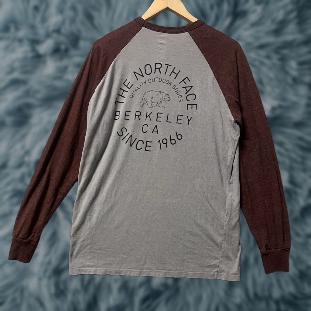 The North Face The North Face Men’s T-Shirt Long Sleeve Size Large Multicolor Logo Cotton Crew Neck Regular Fit Shirt Men Size US L / EU 52-54 / 3 - 1 Thumbnail