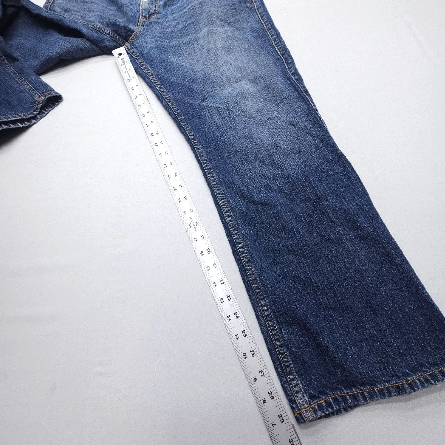 Dockers VINTAGE Dockers D3 Classic Fit Jeans Mens 38 x 30 Dark Distressed 2000s Denim Size US 38 / EU 54 - 5 Thumbnail