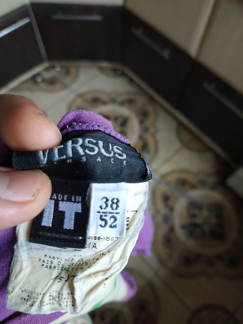 Versus Versace Vintage Versus Versace Lions Graphic Ittierre Made in Italy Size US L / EU 52-54 / 3 - 3 Thumbnail