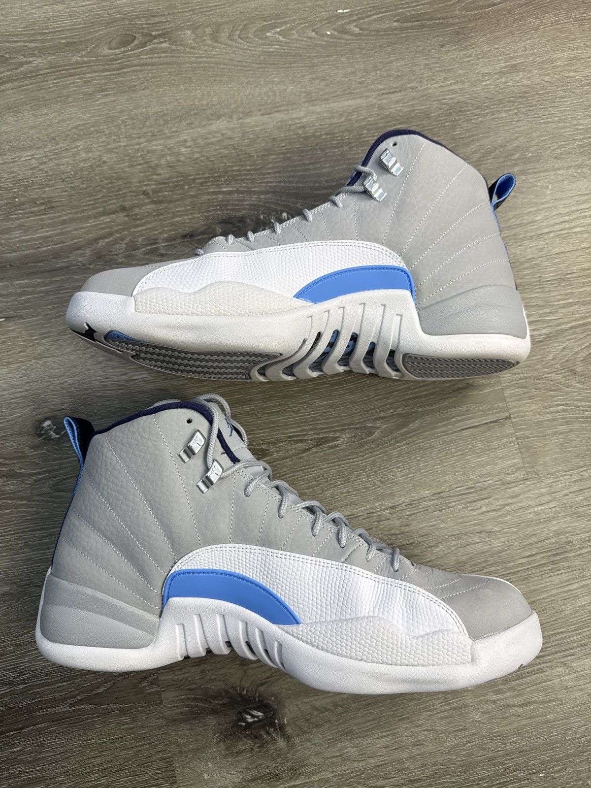 Jordan Brand Jordan 12 Retro “Grey University Blue” **PRE-OWNED** Size US 13 / EU 46 - 2 Thumbnail
