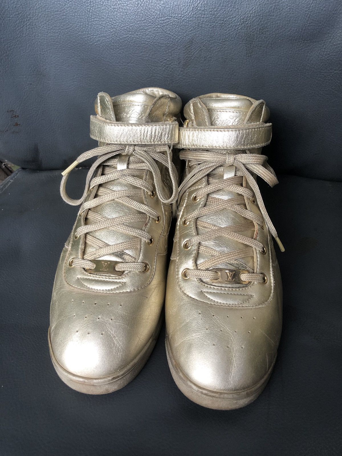 Louis Vuitton Louis Vuitton Gold Leather Women’s High Top Sneakers Sz 36 Size US 6 / IT 36 - 4 Thumbnail