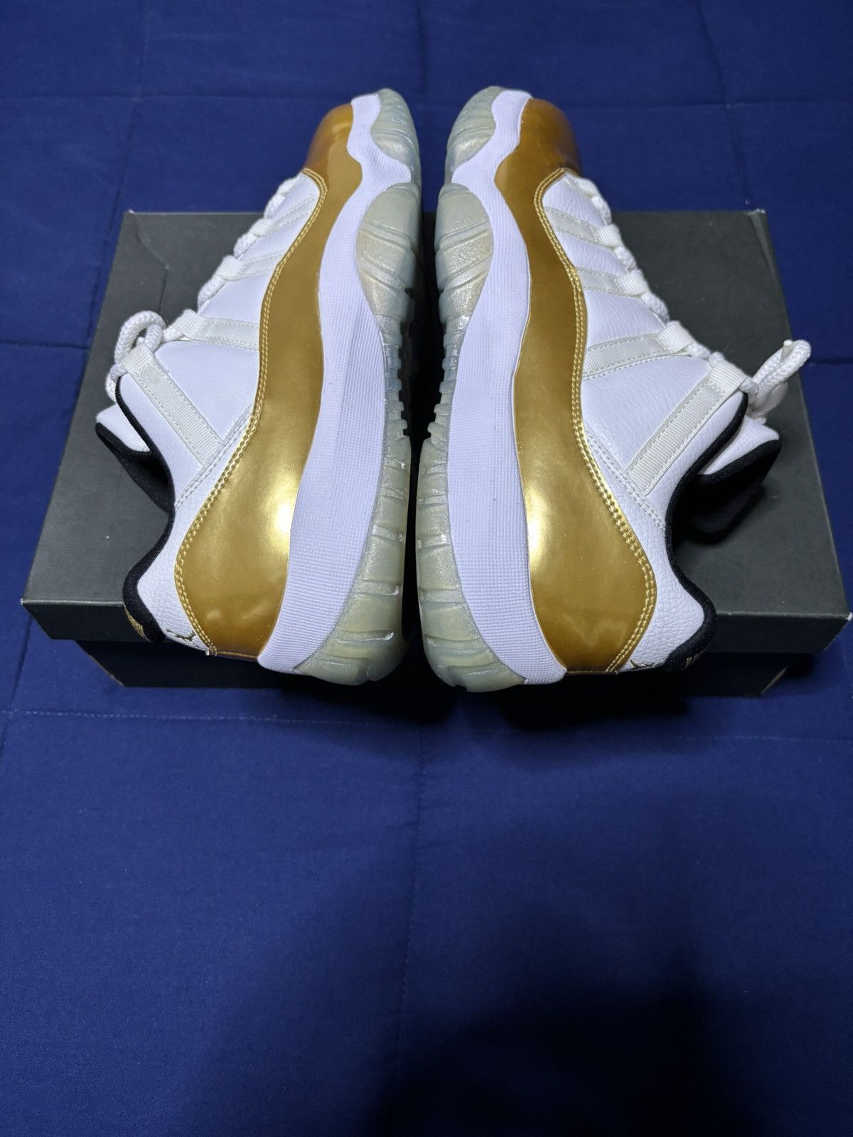 Jordan Brand Jordan 11 Retro Low Closing Ceremony Size 10 Size US 10 / EU 43 - 2 Thumbnail