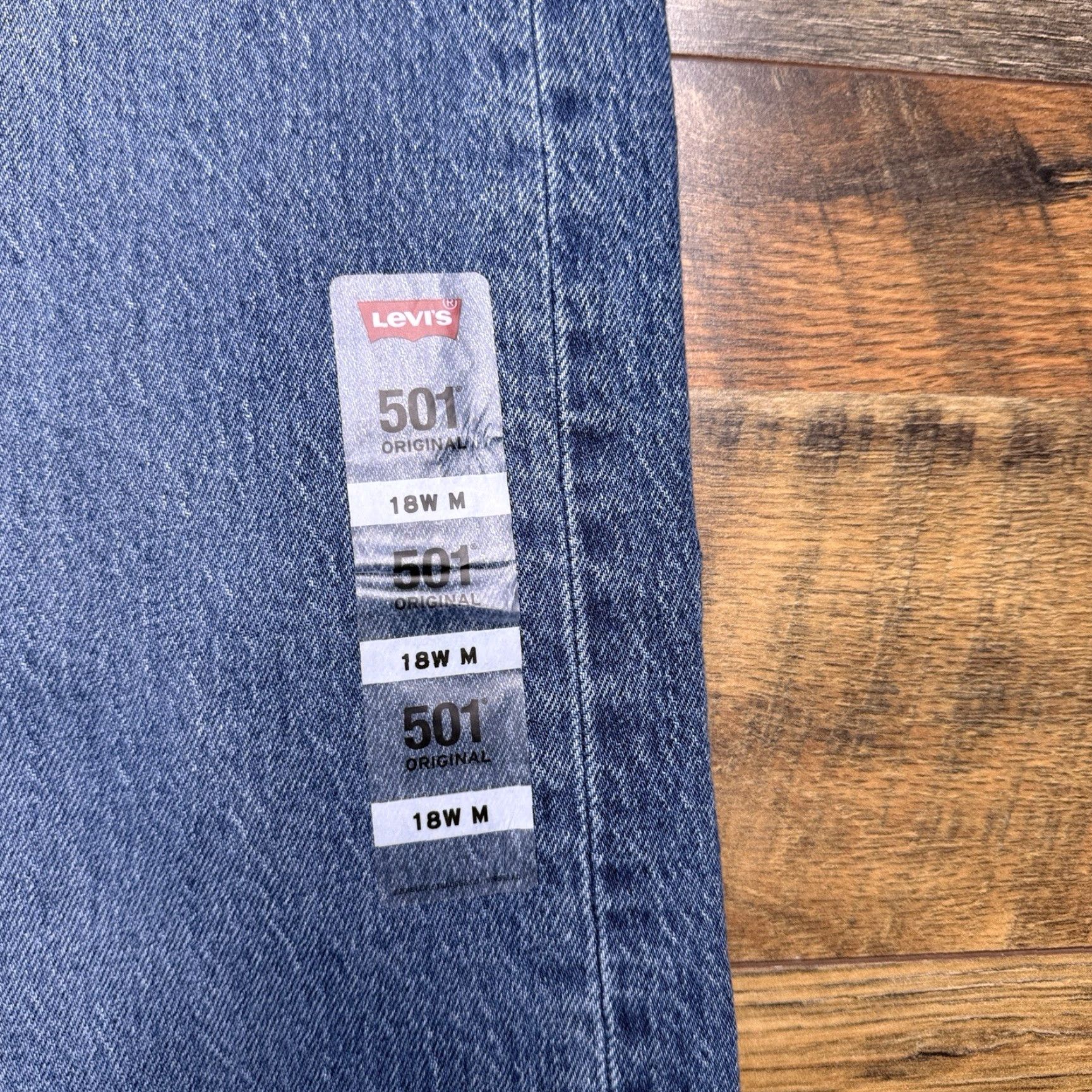 Levi's Levi's 501 Jeans Womens 18W High Rise Stretch Straight 5-Pocket Denim Blue NWT Size 40" / US 18 - 5 Thumbnail