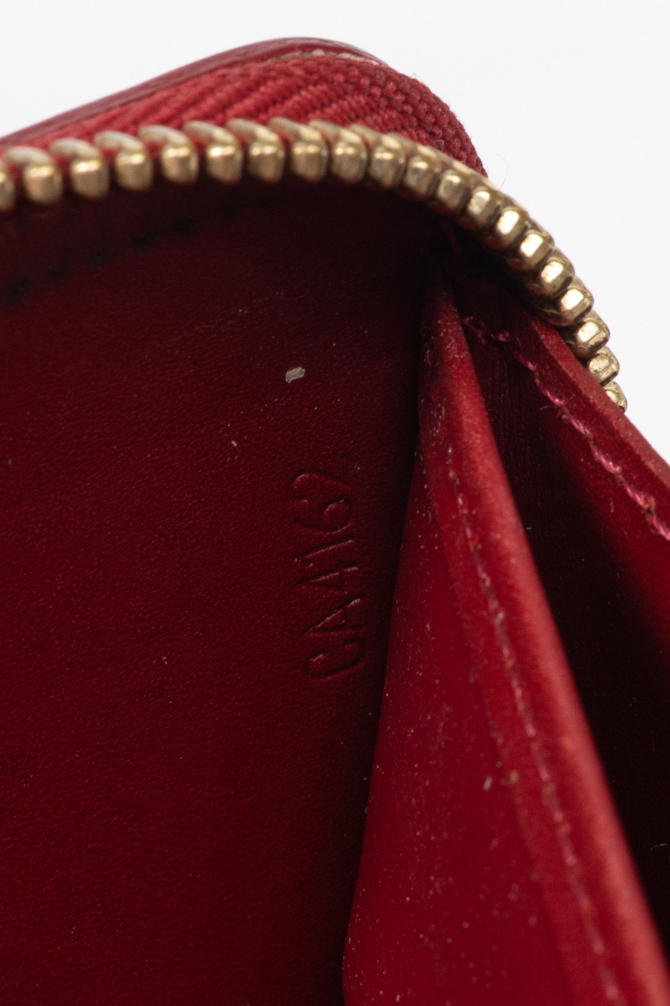 Louis Vuitton Louis Vuitton Zippy Pomme D'Amour Monogram Vernis Wallet Size ONE SIZE - 9 Thumbnail