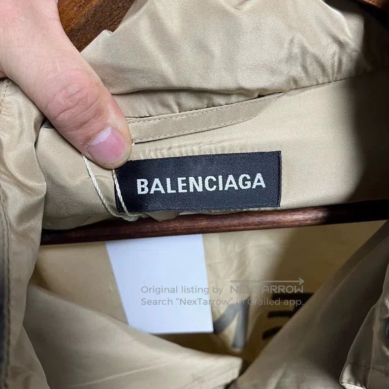 Balenciaga Balenciaga Back Logo Windbreaker N1935. Size US S / EU 44-46 / 1 - 3 Thumbnail