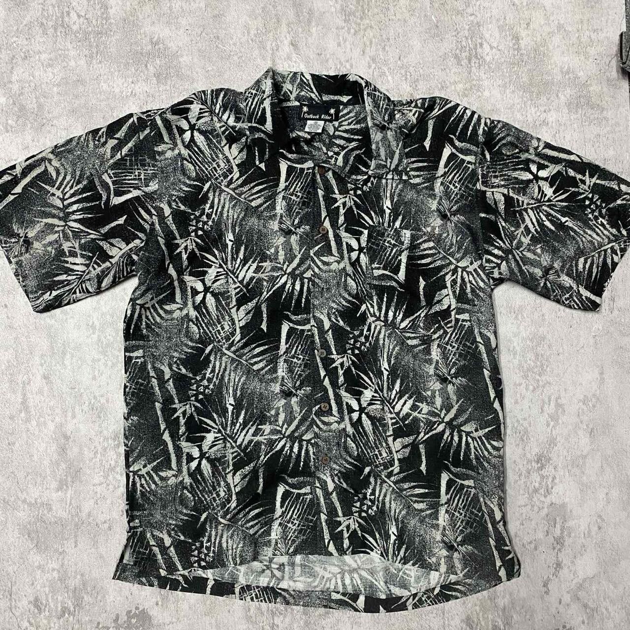 Other Black and white short sleeve button-up shirt Size US M / EU 48-50 / 2 - 1 Thumbnail