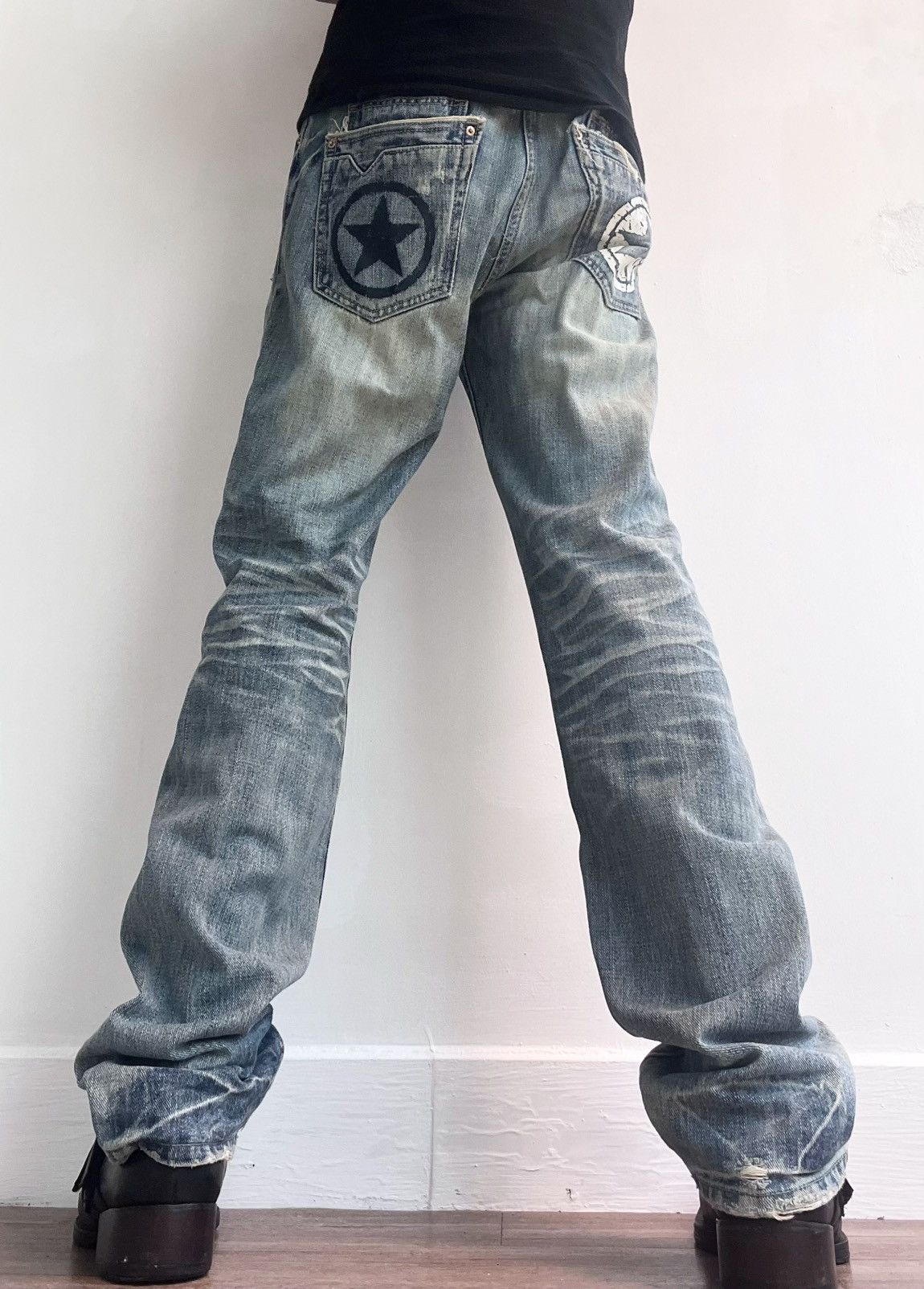 Undercover Undercover Faded Whisker Jeans Size US 32 / EU 48 - 1 Thumbnail