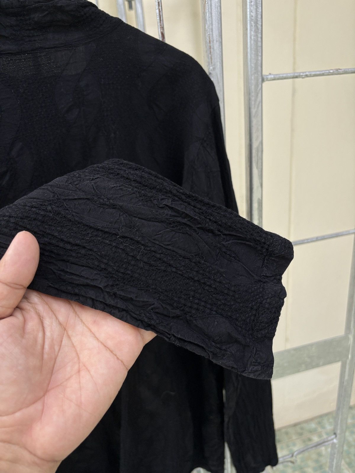 Issey Miyake Plantation Issey Miyake black shirt Size US M / EU 48-50 / 2 - 9 Thumbnail