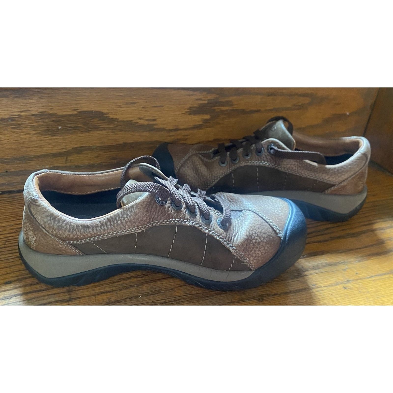 KEEN KEEN Hiking Shoes Womens 7.5 Brown Leather Trail Comfort Size US 7.5 / IT 37.5 - 5 Thumbnail