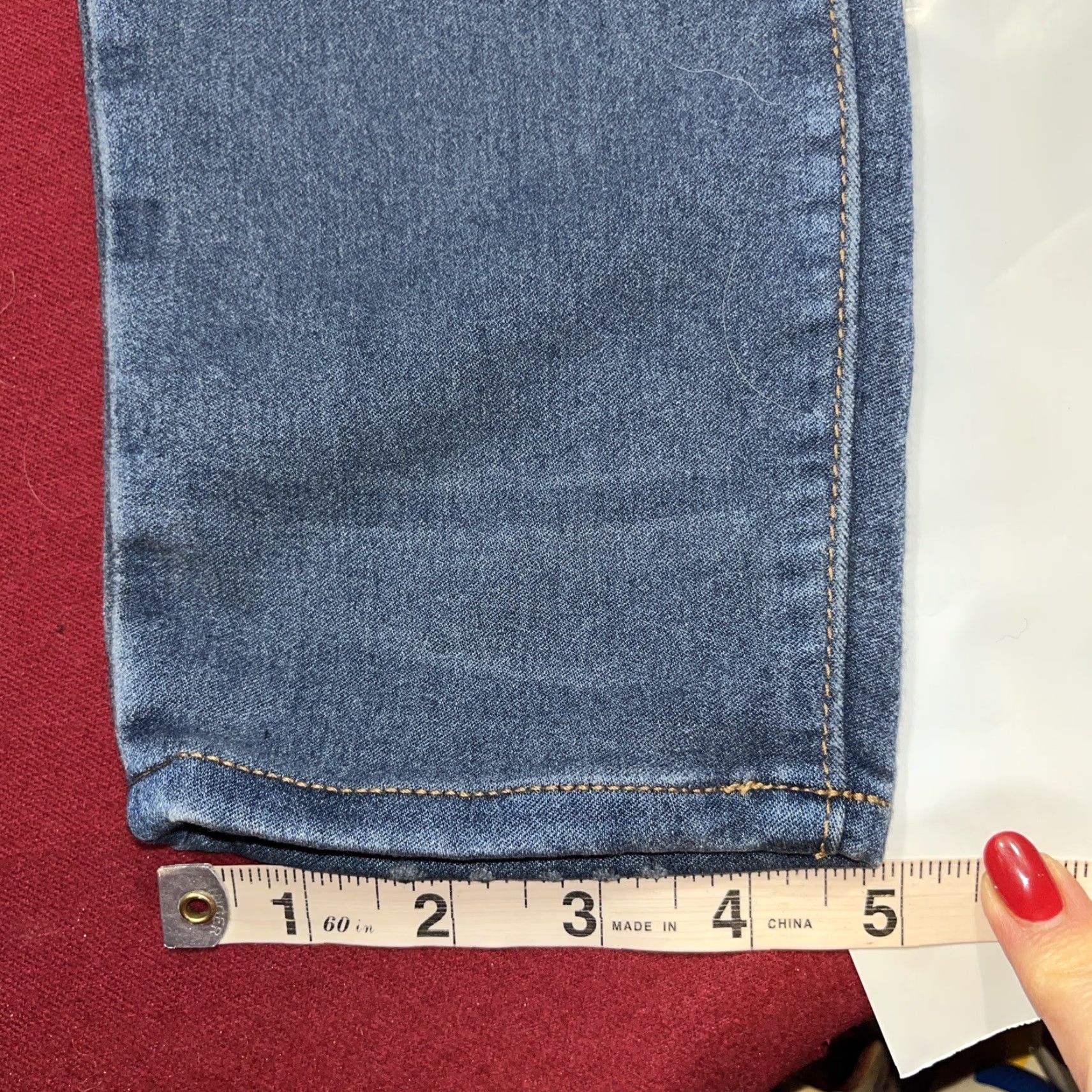 Vintage Dittos Jeans Slim Women 28 Light Wash Back Pockets Rayon Polyester ZIP Soft Stretchy Zip Jeans Women’s Size 28" / US 6 / IT 42 - 4 Thumbnail