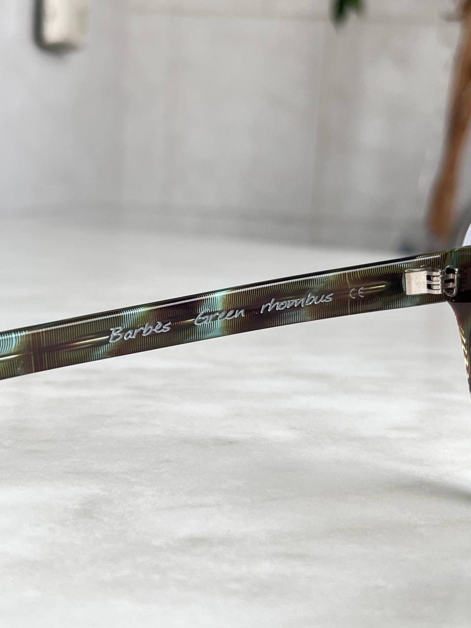AHLEM Eyewear Ahlem Barbes Green Rhombus Eyeglasses Frame Unisex France Size ONE SIZE - 5 Thumbnail