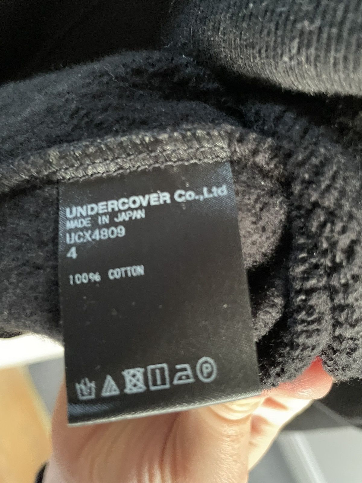 Undercover Undercover V-Neck Rose Sweatshirt NWT XL / 4 Size US XL / EU 56 / 4 - 5 Thumbnail