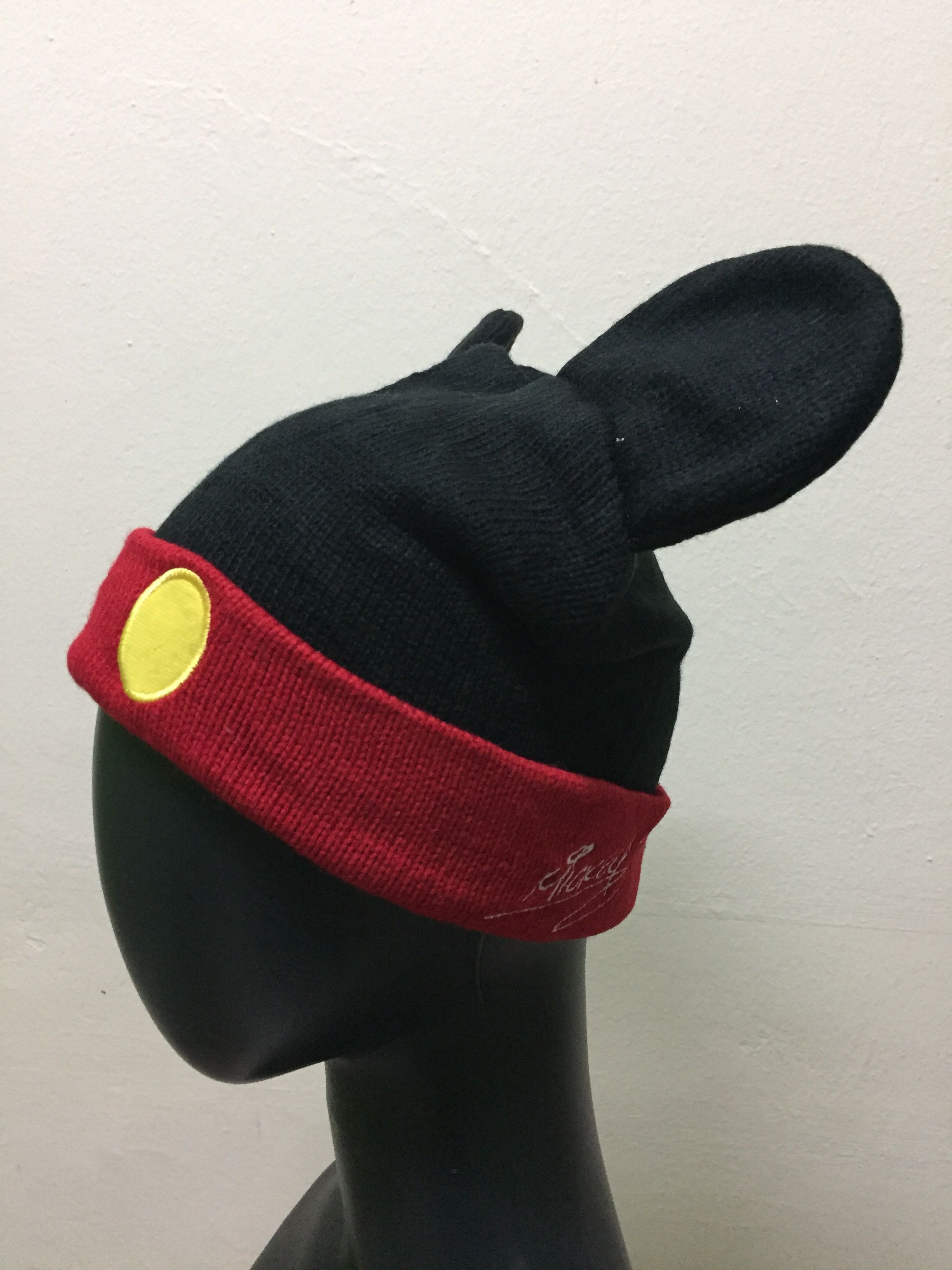 Disney mickey mouse beanie hat Size ONE SIZE - 2 Thumbnail