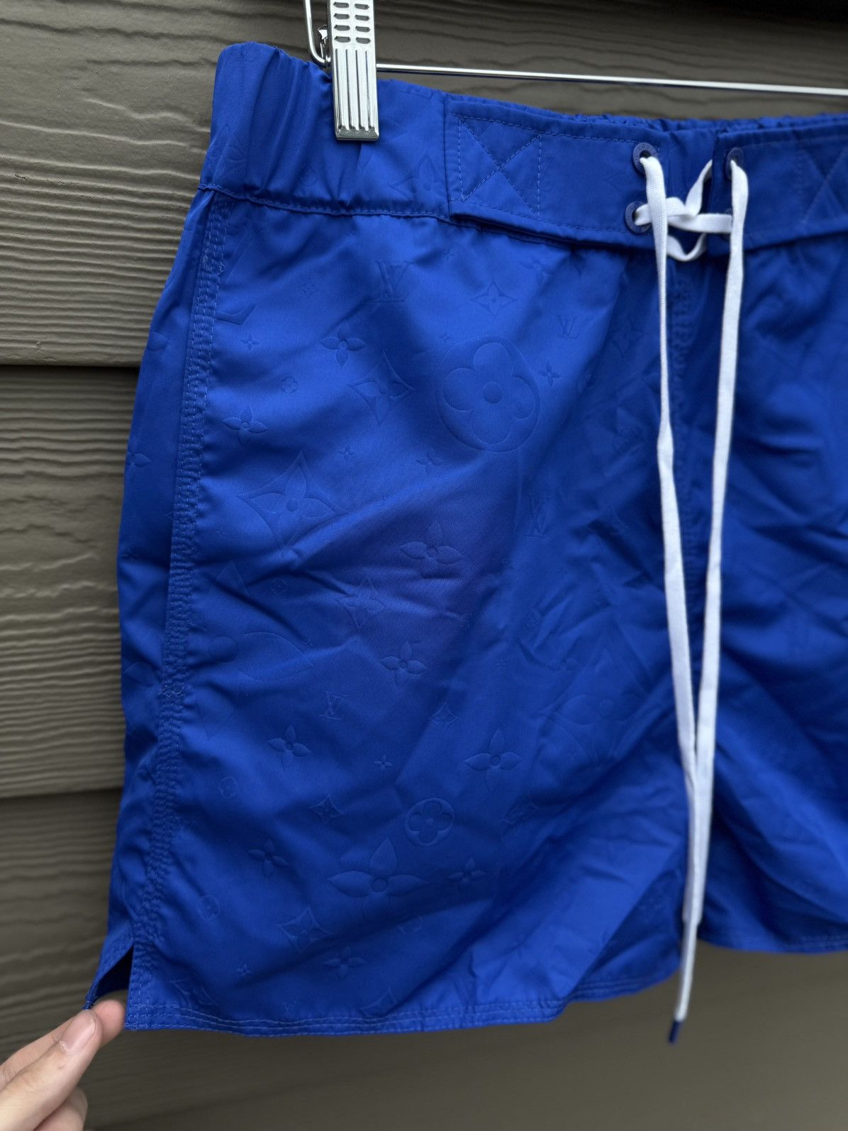 Louis Vuitton Louis Vuitton Blue Summer Swim Trunks Size XS (NEW) Size US 29 - 4 Thumbnail