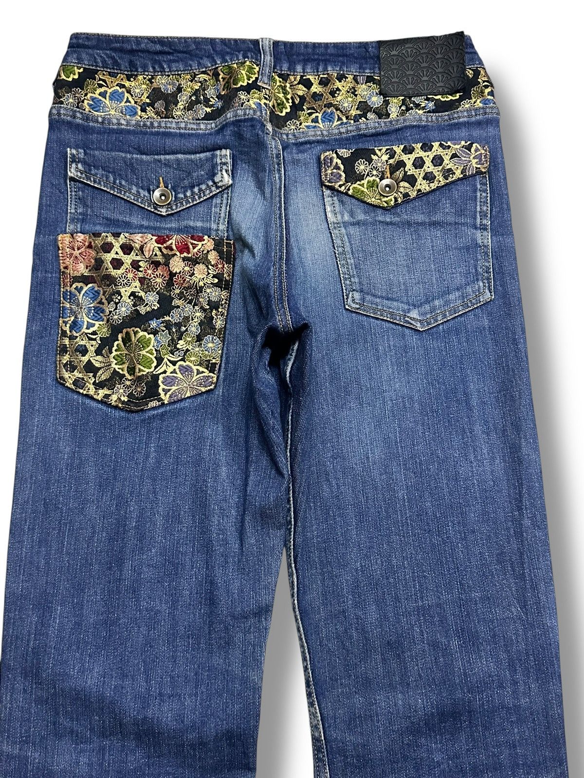 Japanese Brand Japan Straight Jeans With Neat Flower Stich and Faded Wash Size US 31 - 2 Thumbnail