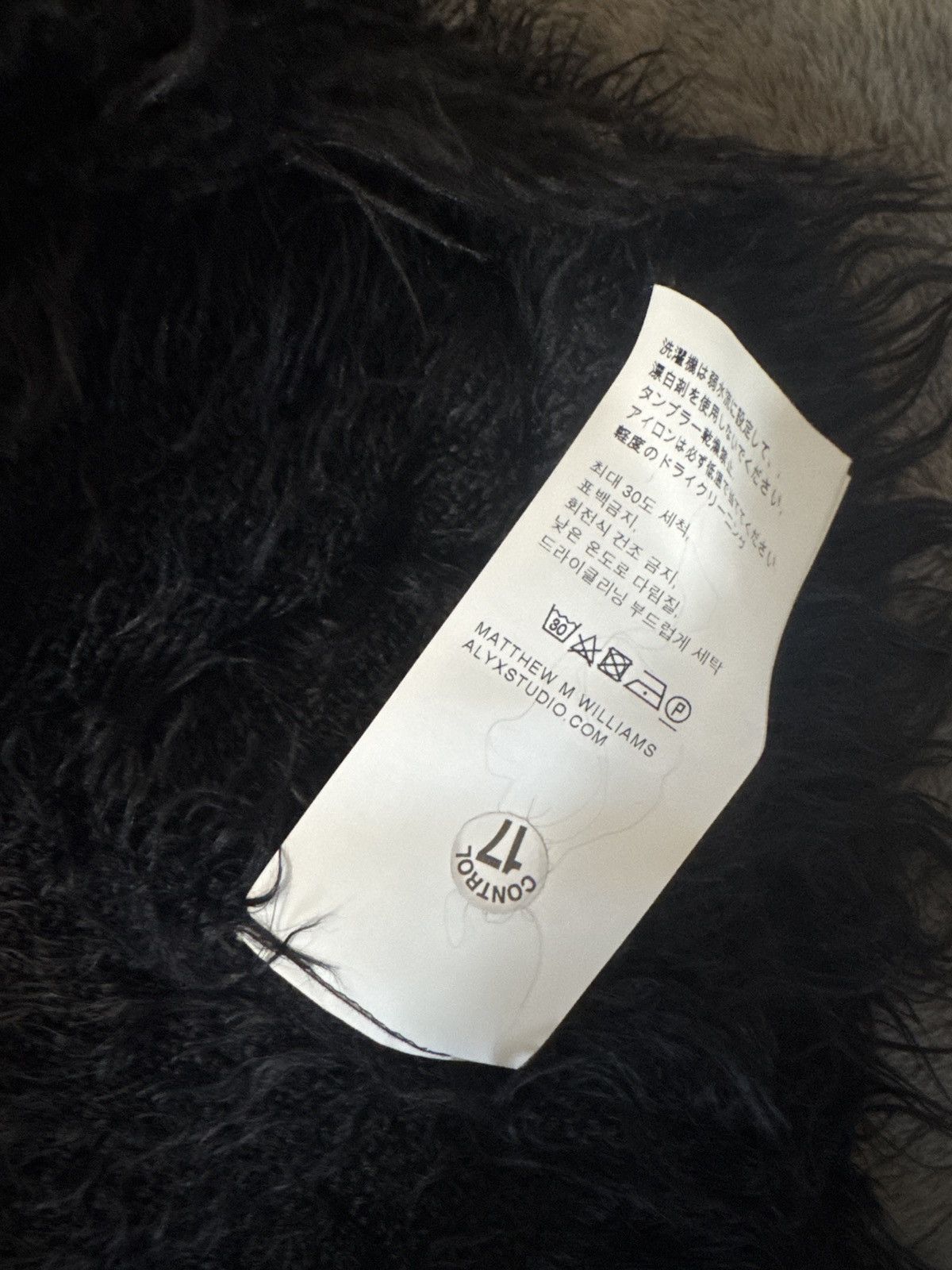 1017 ALYX 9SM 1017 Alyx 9sm fuzzy sweater Size US M / EU 48-50 / 2 - 4 Thumbnail