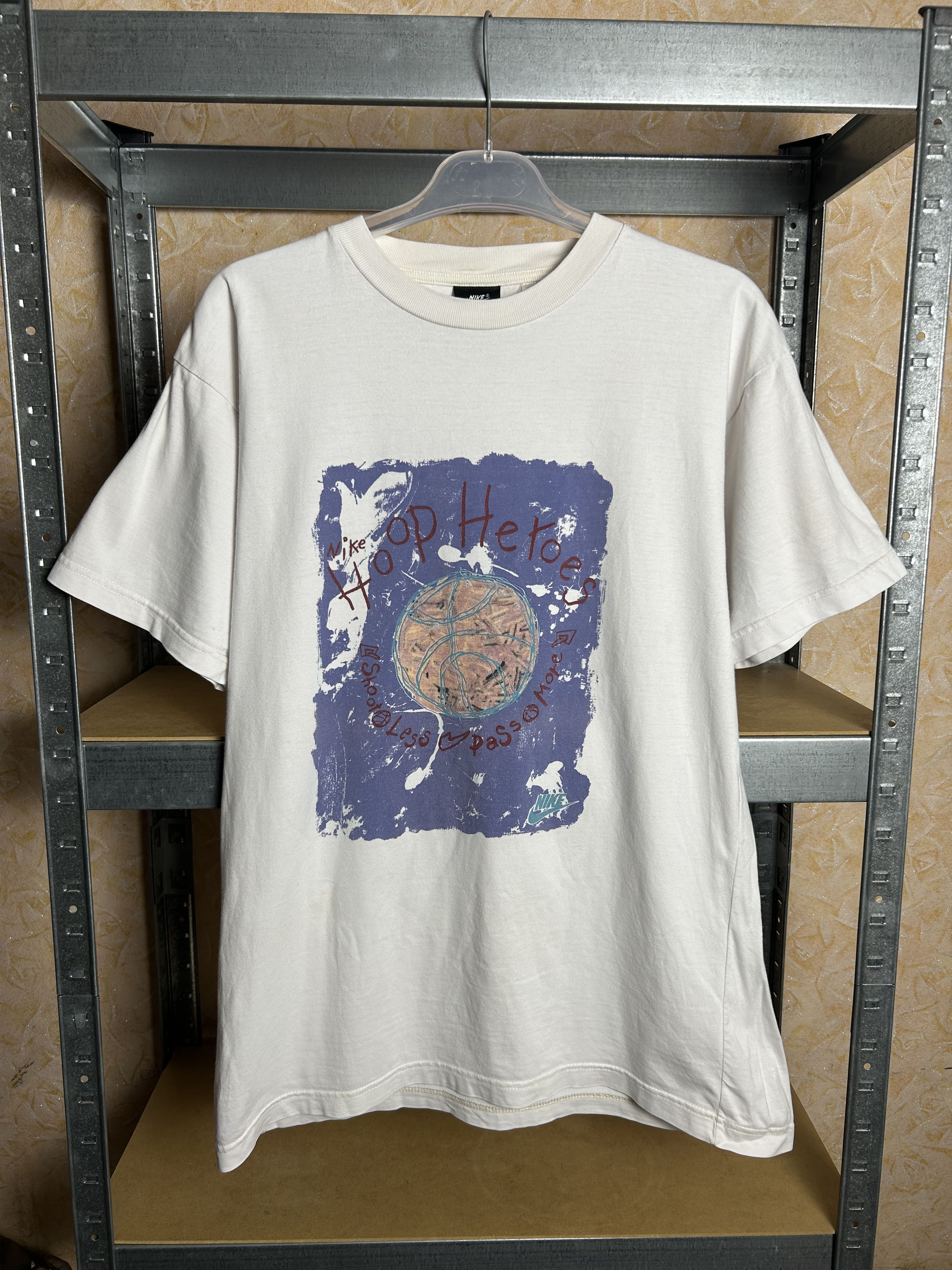 Nike Vintage 90s Nike Hoop Heroes Pass More Graphic T-shirt Size US XL / EU 56 / 4 - 1 Thumbnail