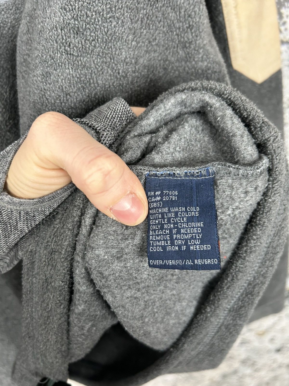 Tommy Hilfiger Vintage 90s Tommy Hilfiger Fleece Streetwear Outdoor Size US M / EU 48-50 / 2 - 7 Thumbnail