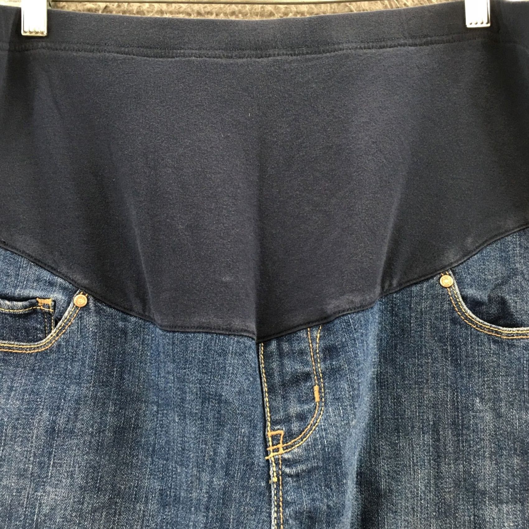 Old Navy Old Navy Maternity Jeans Flared Womens 12R Blue Denim Low Rise 36x31 Regular Inseam 31 Denim Flats Pockets Women Jeans Size 34" / US 12 / IT 48 - 3 Thumbnail