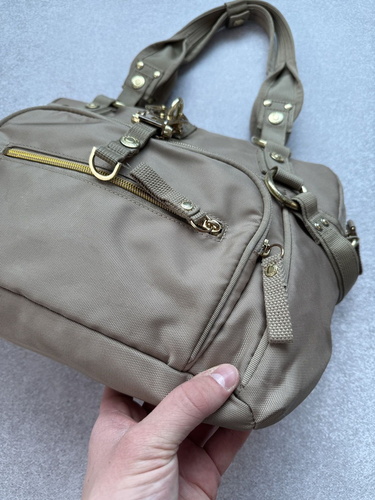 George Gina & Lucy George Gina & Lucy Cheekicheeks Golden Shoulders Bag Women Size ONE SIZE - 8 Thumbnail