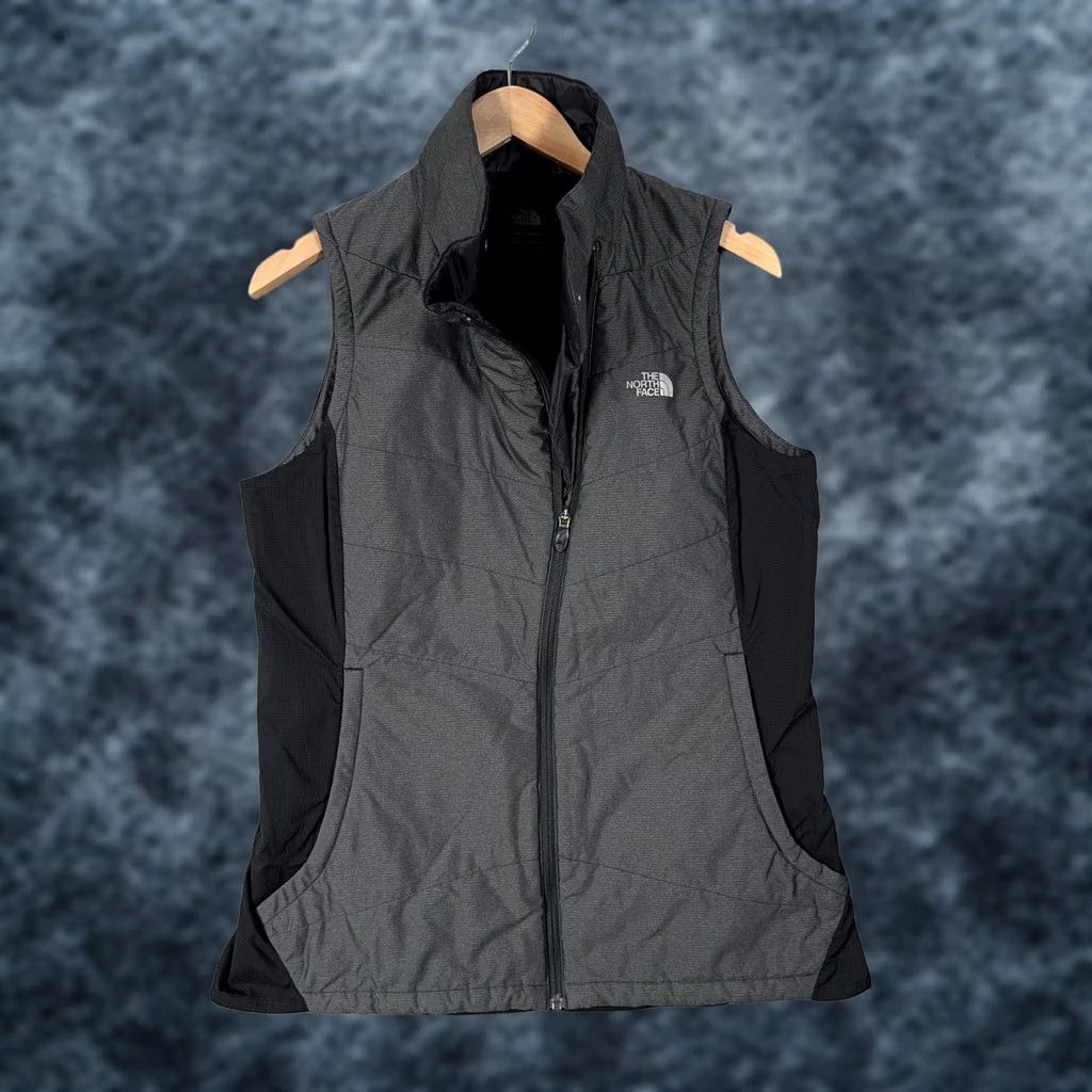 The North Face VINTAGE? No. The North Face Ventrix Womens Large Gray Black Insulated Full Zip Vest Jacket Size L / US 10 / IT 46 - 1 Thumbnail