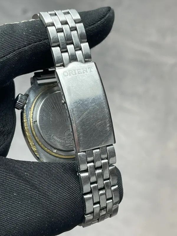 VIBE Vostok Commander’s OPERATION DESERT SHIELD mechanical watch Size ONE SIZE - 7 Thumbnail
