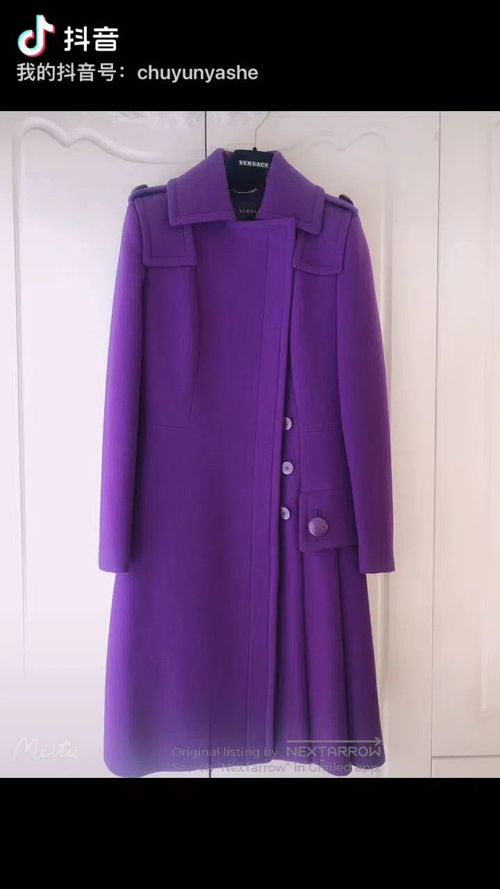Versace Versace Main line: gold label top luxury lavender violet s Size M / US 6-8 / IT 42-44 - 1 Thumbnail