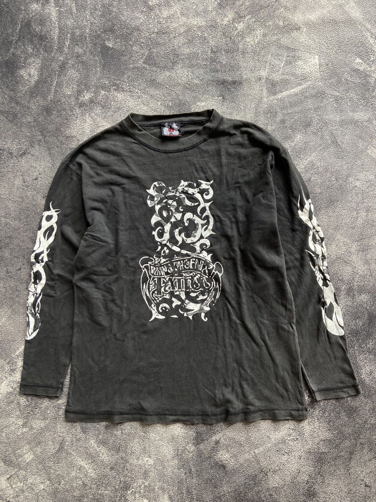 If Six Was Nine Vintage Classy Boy Flame Tribal Faded Thrashed Longsleeve Size US L / EU 52-54 / 3 - 1 Thumbnail