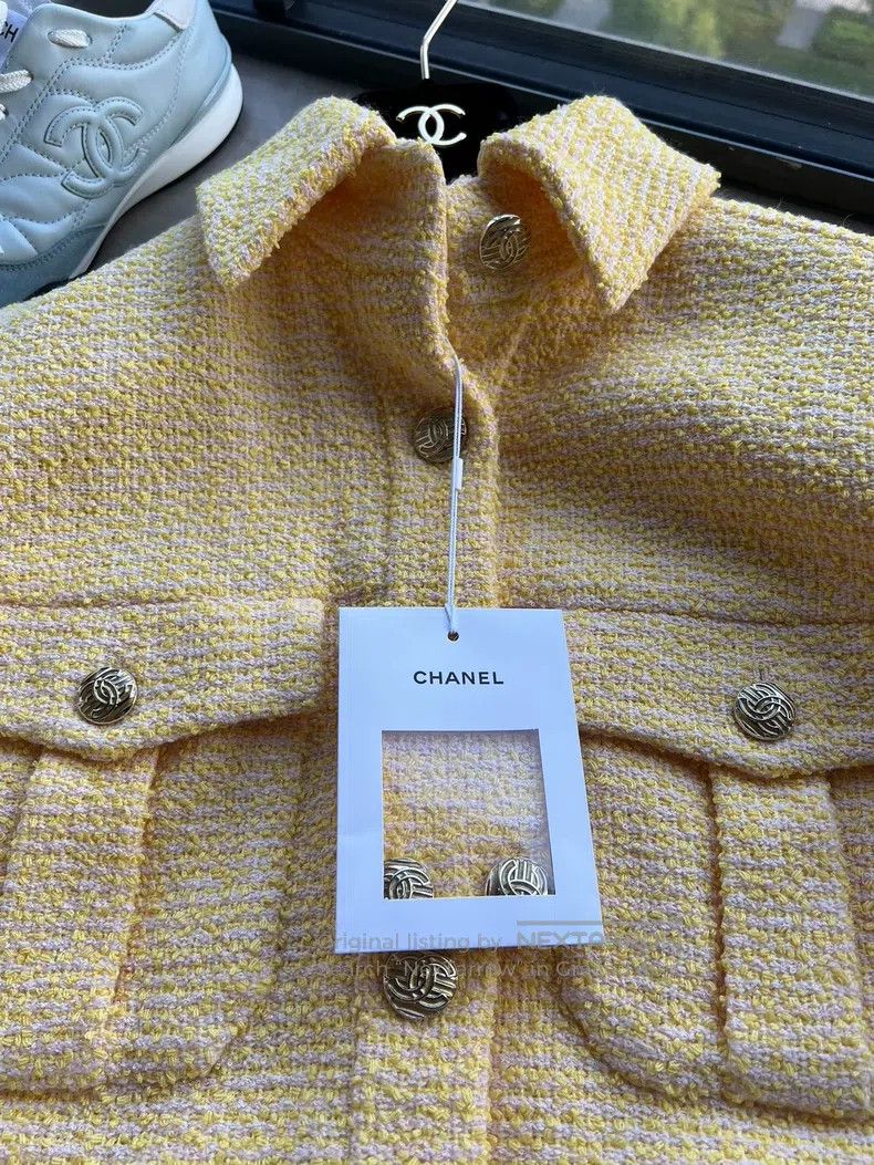 Chanel Chanel Chick yellow coat Size XS / US 0-2 / IT 36-38 - 3 Thumbnail