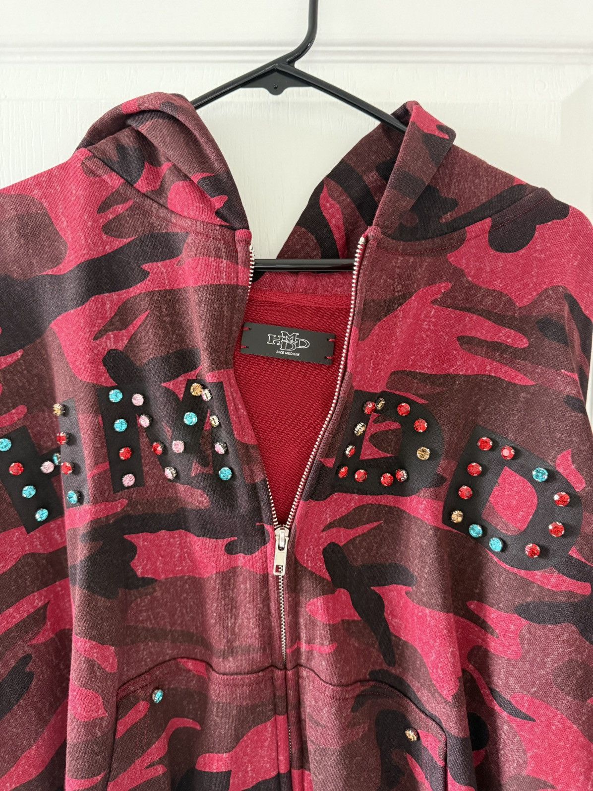 HMDD HMDD Red Camo Rhinestone Zip Up Hoodie Size Medium Size US M / EU 48-50 / 2 - 5 Thumbnail