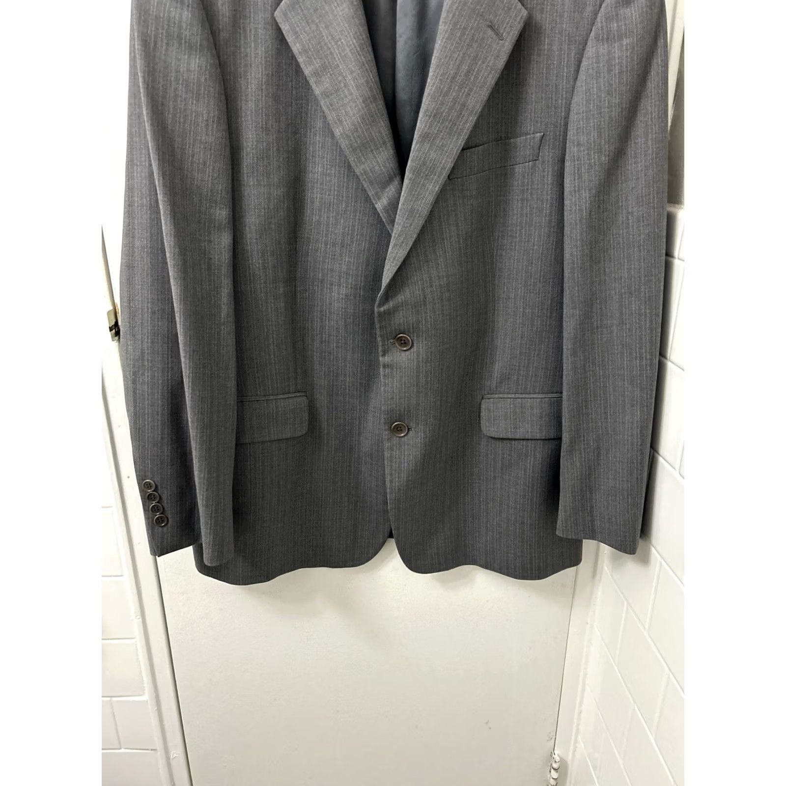 Brooks Brothers Brooks Brothers Blazer Jacket Mens 44/39 Gray Pinstripe 100% Wool Made in Italy - Classic Business Suit Size 44R - 3 Thumbnail