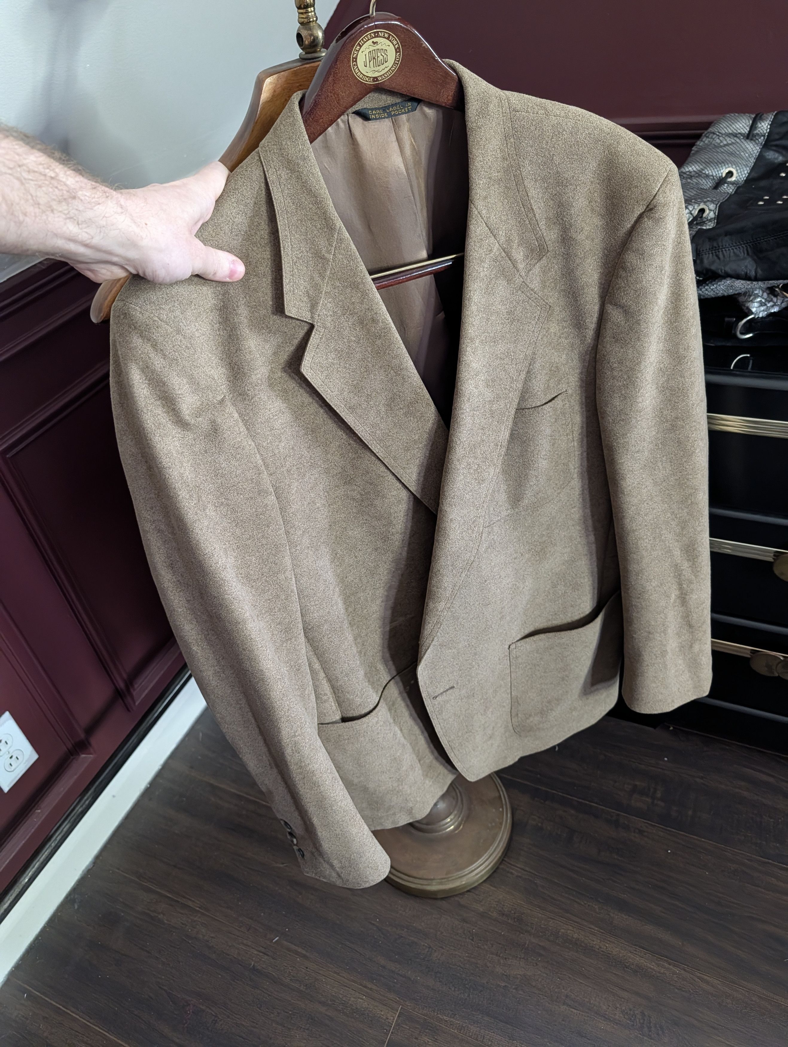 A.O. CMS Doncaster A.O. White VTG suede-like MiUSA sport coat Size 44R - 14 Thumbnail