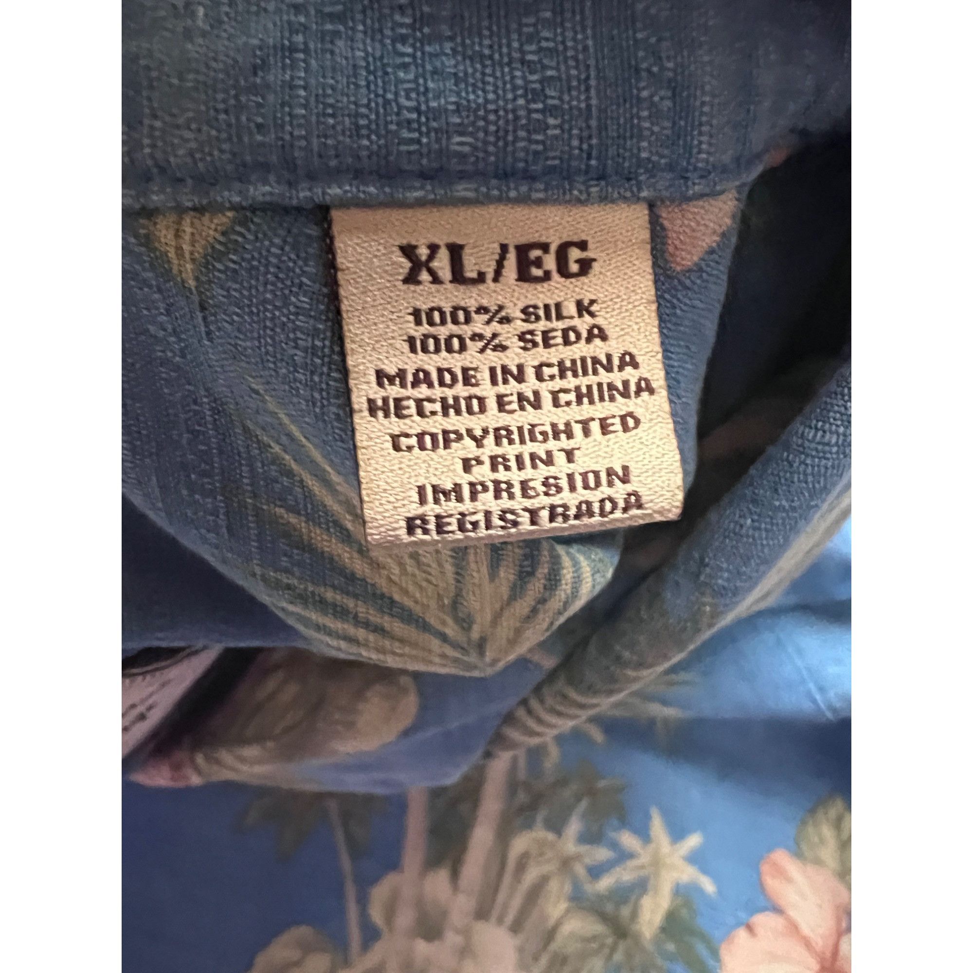 Vintage Jamaica Jaxx Mens Blue Silk Floral Hawaiian Button Up Shirt Size US XL / EU 56 / 4 - 7 Thumbnail