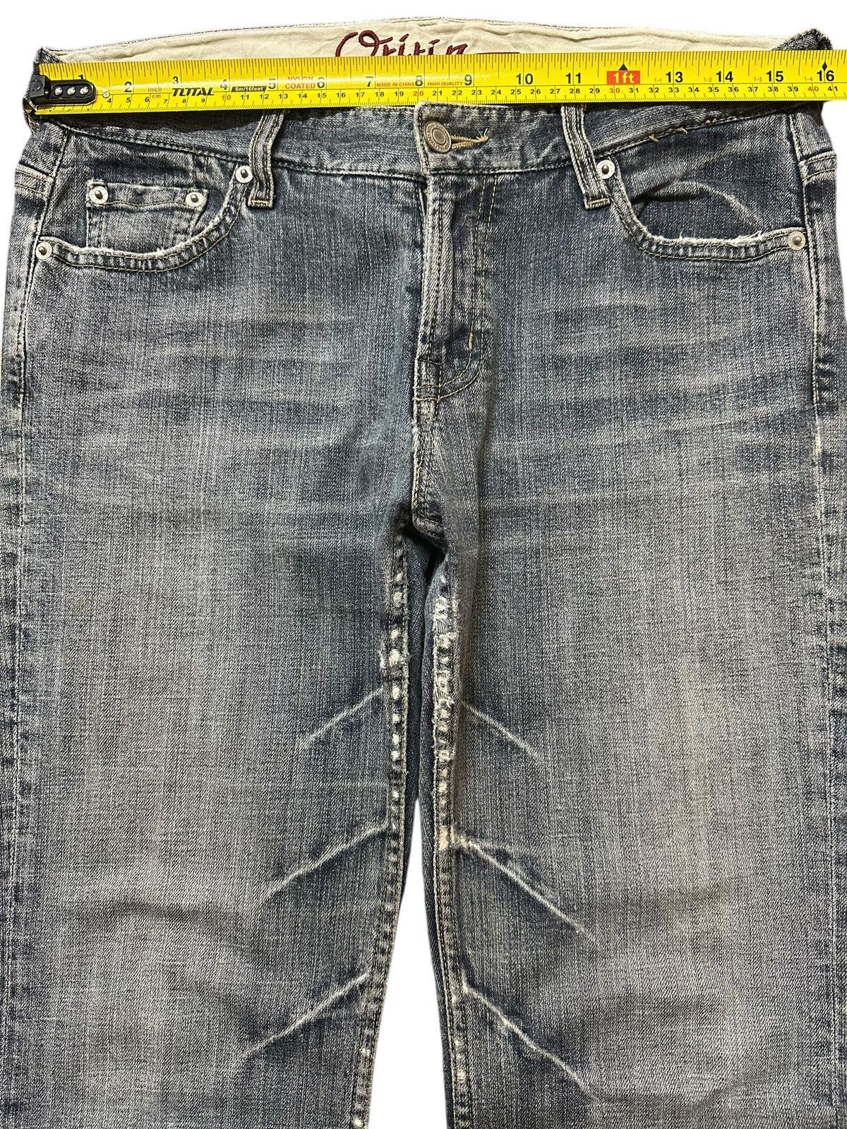 Japanese Brand Vintage Japanese Brand Blue Faded Wash Style Baggy Jeans Size US 31 - 10 Thumbnail
