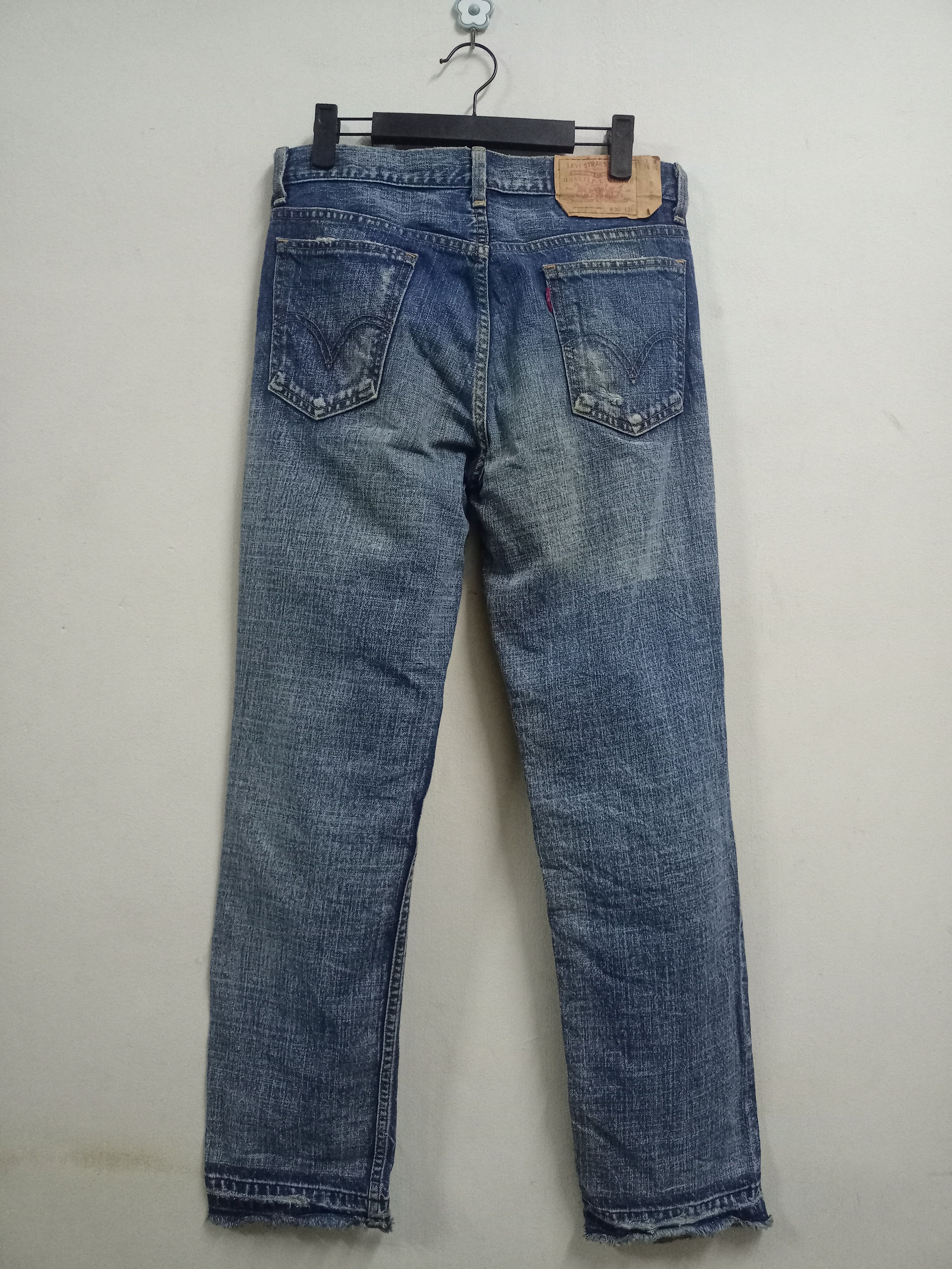 Levi's × Levi's Vintage Clothing Vintage 90s LEVIS 519 Japan Distressed Style Jeans Size US 30 / EU 46 - 2 Thumbnail