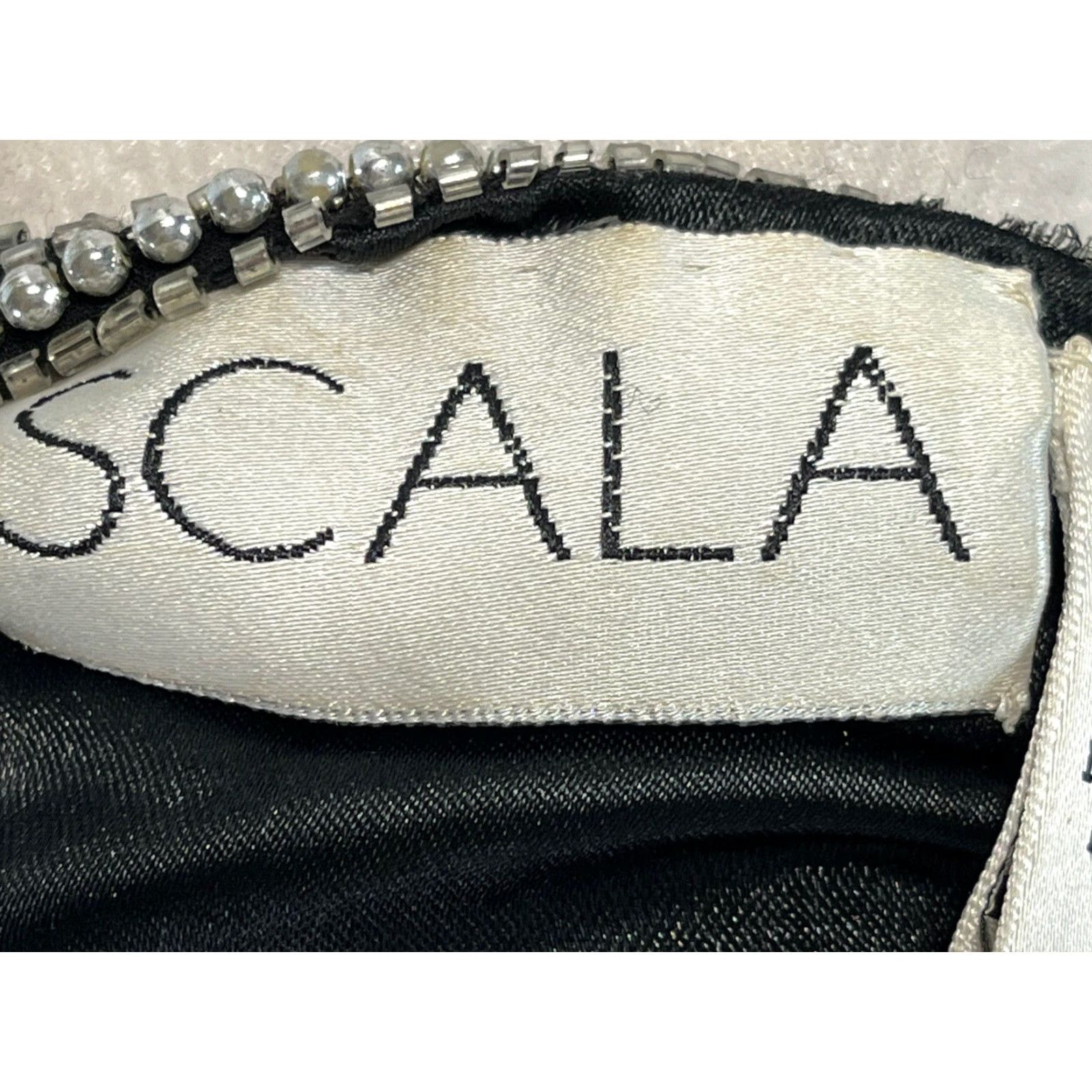 Vintage VINTAGE Scala Beaded Silk Jacket Womens Black Formal Evening 1980s Flower Pattern M Size M / US 6-8 / IT 42-44 - 7 Thumbnail