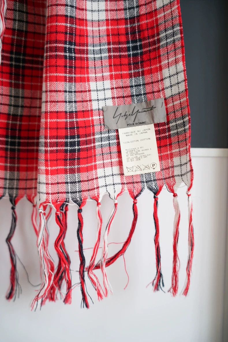 Yohji Yamamoto Yohji Yamamoto 13ss Red Plaid Fringe Scarf 2501-Nextarrow Size ONE SIZE - 3 Thumbnail