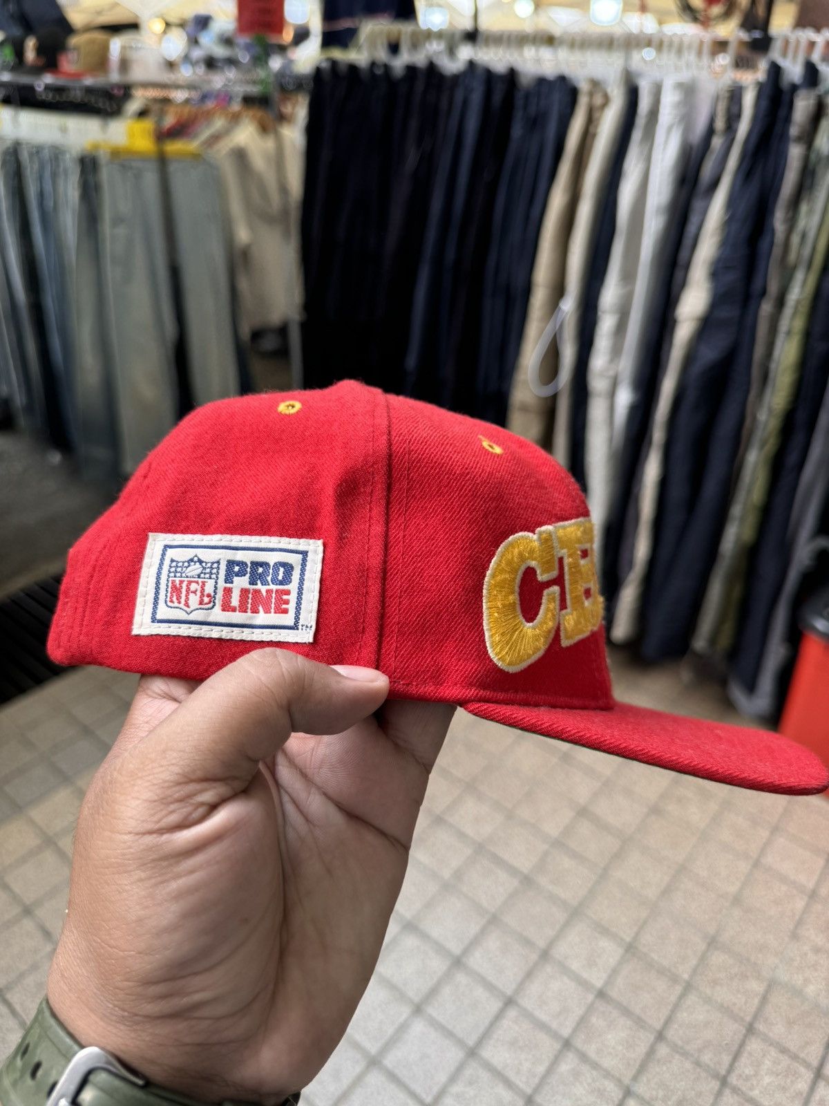 NFL × Starter × Vintage Vintage Kansas City Chiefs Pro Line Starter Size ONE SIZE - 4 Thumbnail