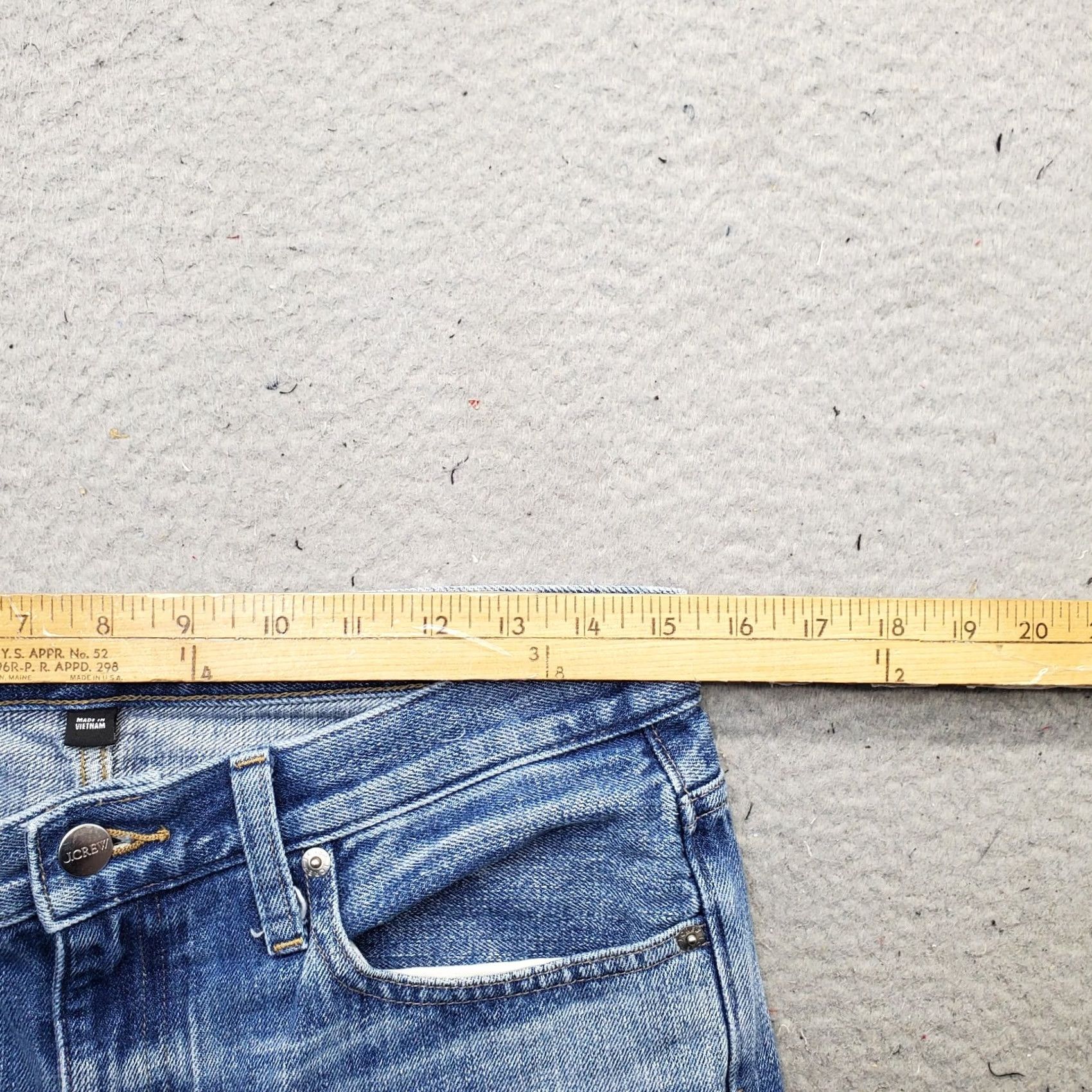 J.Crew J.Crew Jeans Womens 27 Blue Denim Faded Frayed Hem Whiskered Straight Leg 9692-3 Size 27" / US 4 / IT 40 - 6 Thumbnail