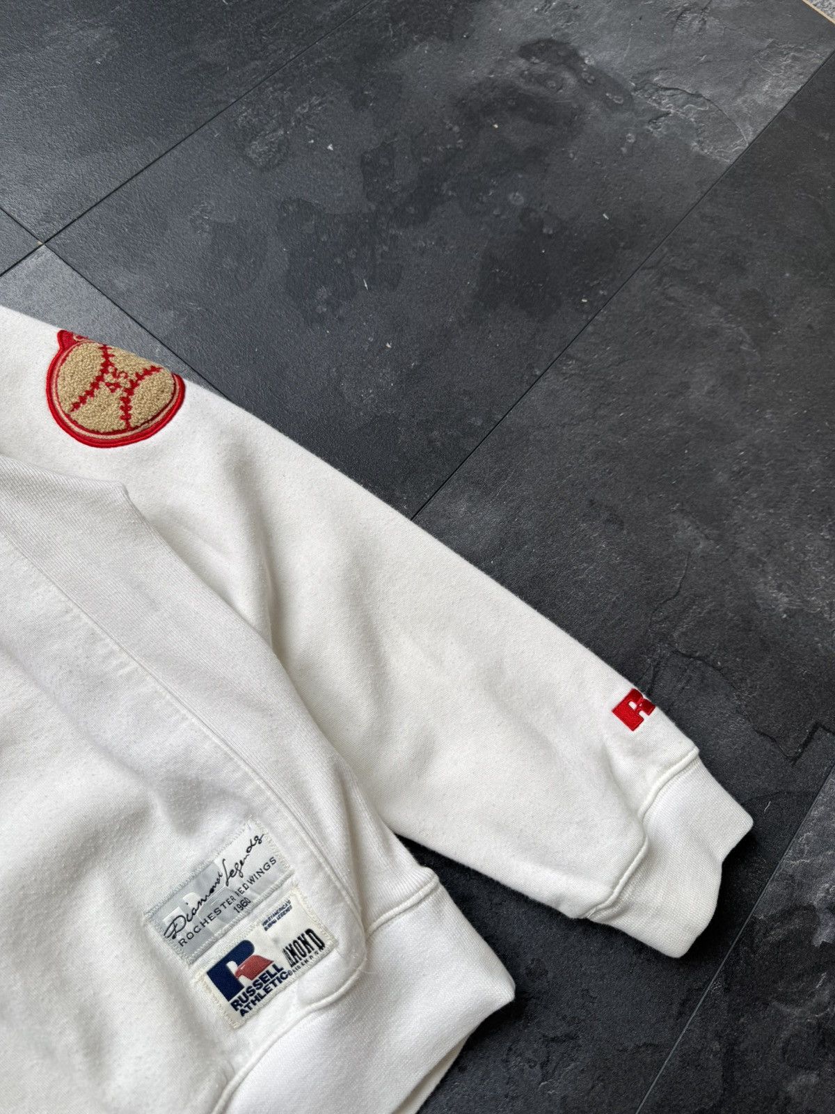 Russell Athletic × Vintage Vintage red wings Russell sweatshirt Size US XS / EU 42 / 0 - 10 Thumbnail