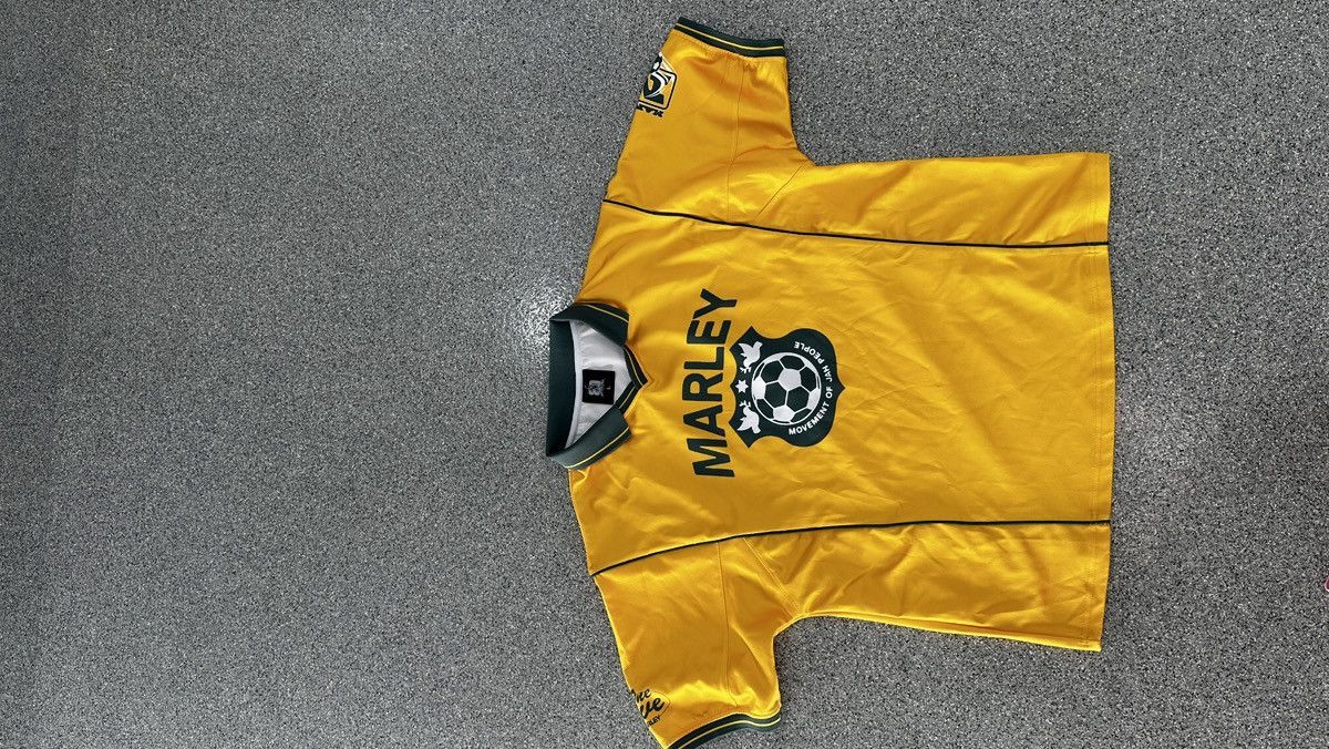 Other Bob Marley “One Love” Jersey Size US L / EU 52-54 / 3 - 1 Thumbnail