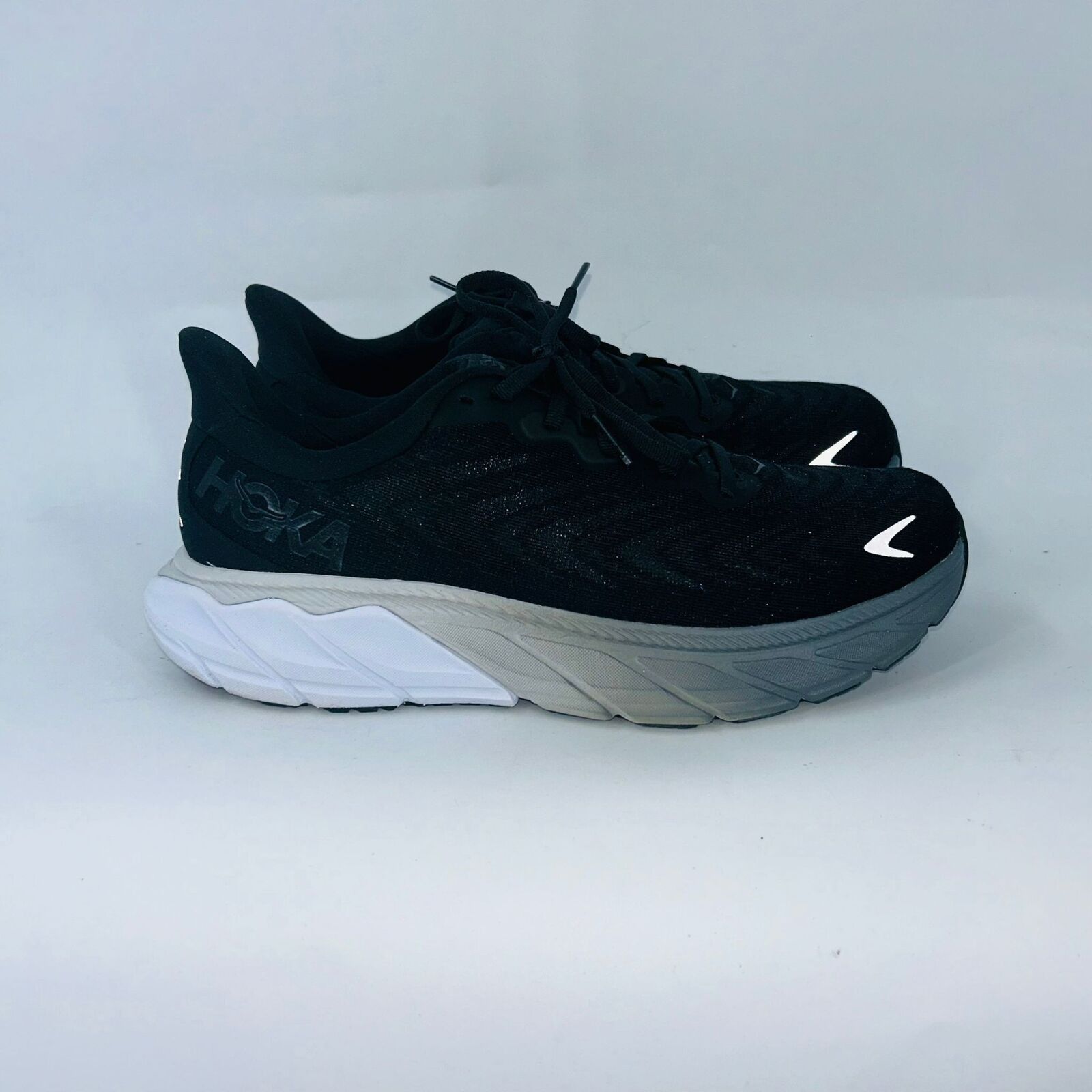 Hoka HOKA ARAHI 6 BLACK/WHITE ATHLETIC WOMENS SNEAKERS SIZE 9.5B Size US 9.5 / IT 39.5 - 1 Thumbnail