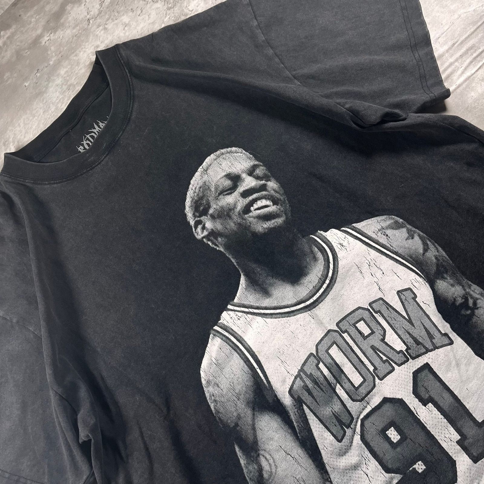 NBA 90s Rodman bulls t shirt Size US XL / EU 56 / 4 - 2 Thumbnail