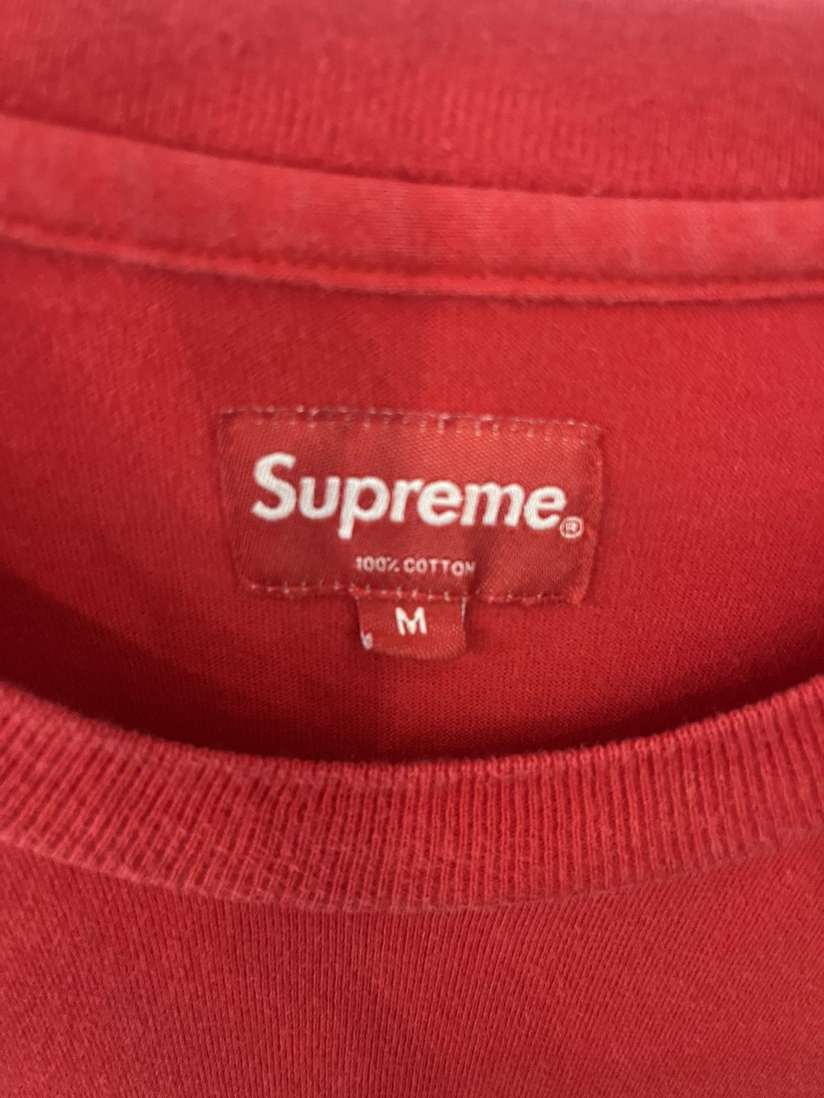 Supreme Supreme red embossed tee shirt Size US M / EU 48-50 / 2 - 2 Thumbnail