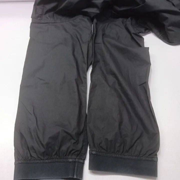 Stone Island Stone Island Black Cargo Pants for Men Size US 32 / EU 48 - 9 Thumbnail