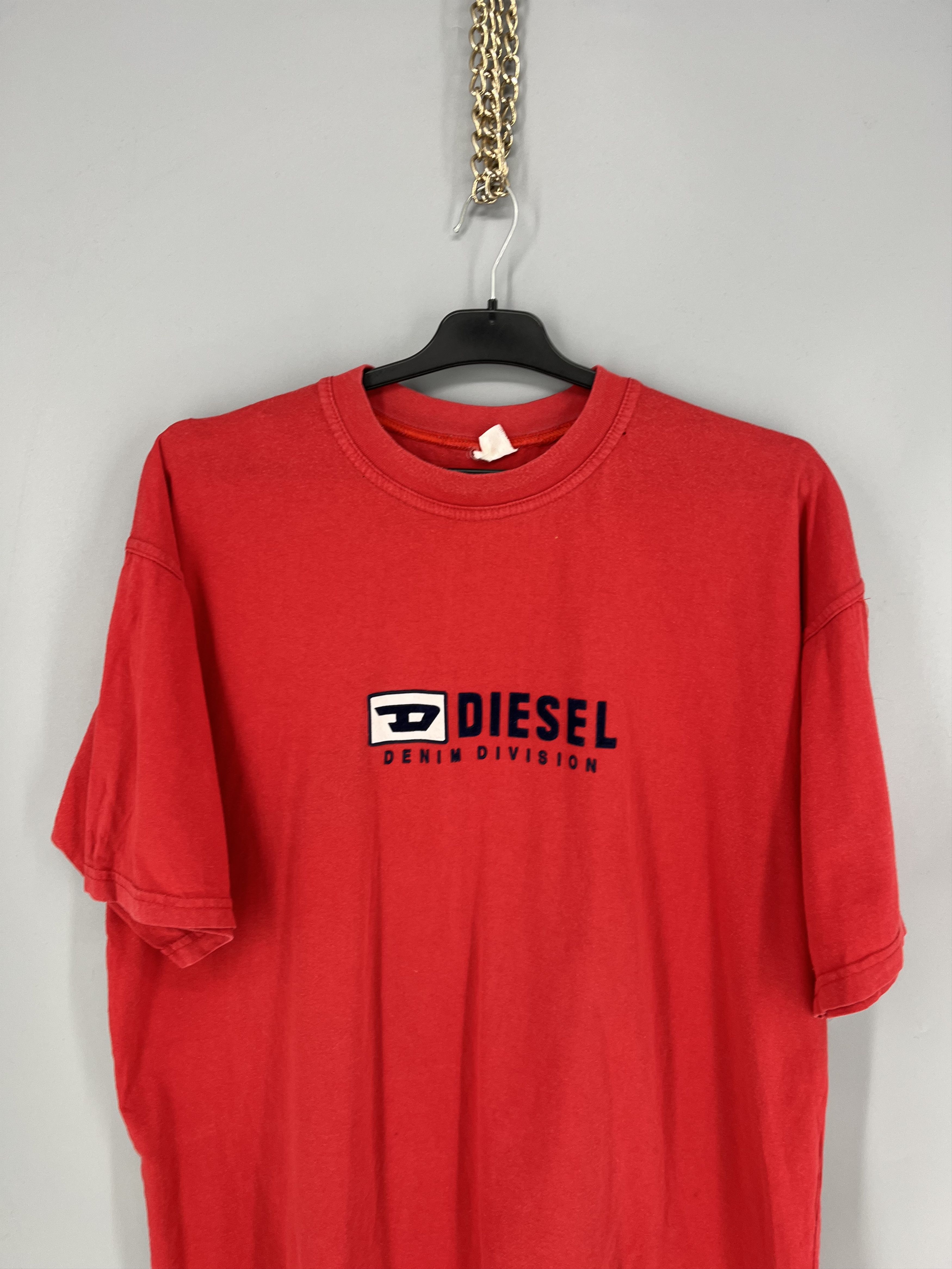 Diesel Vintage 90’s Japan Big Logo Faded Y2K Red T-Shirt Size US M / EU 48-50 / 2 - 6 Thumbnail