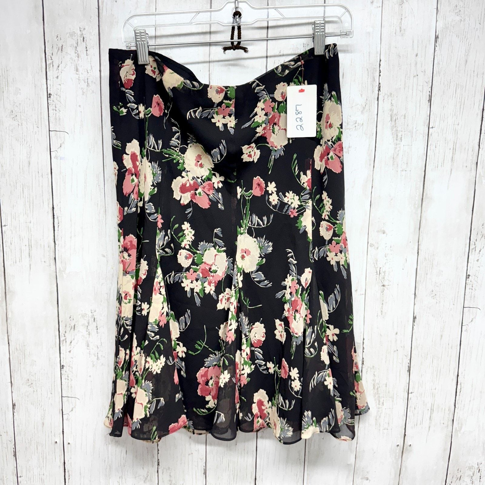 Chaps Chaps Skirt Size Medium Black Multicolor Floral Tube Top Size M / US 6-8 / IT 42-44 - 1 Thumbnail