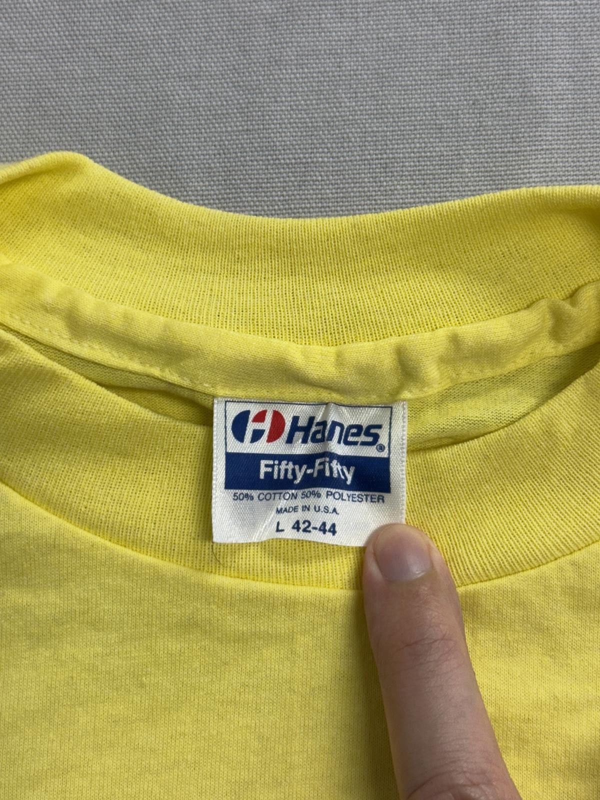 Hanes VTG Help Hempie 90s T-shirt 911 Help Wife Tee - L Size US L / EU 52-54 / 3 - 2 Thumbnail