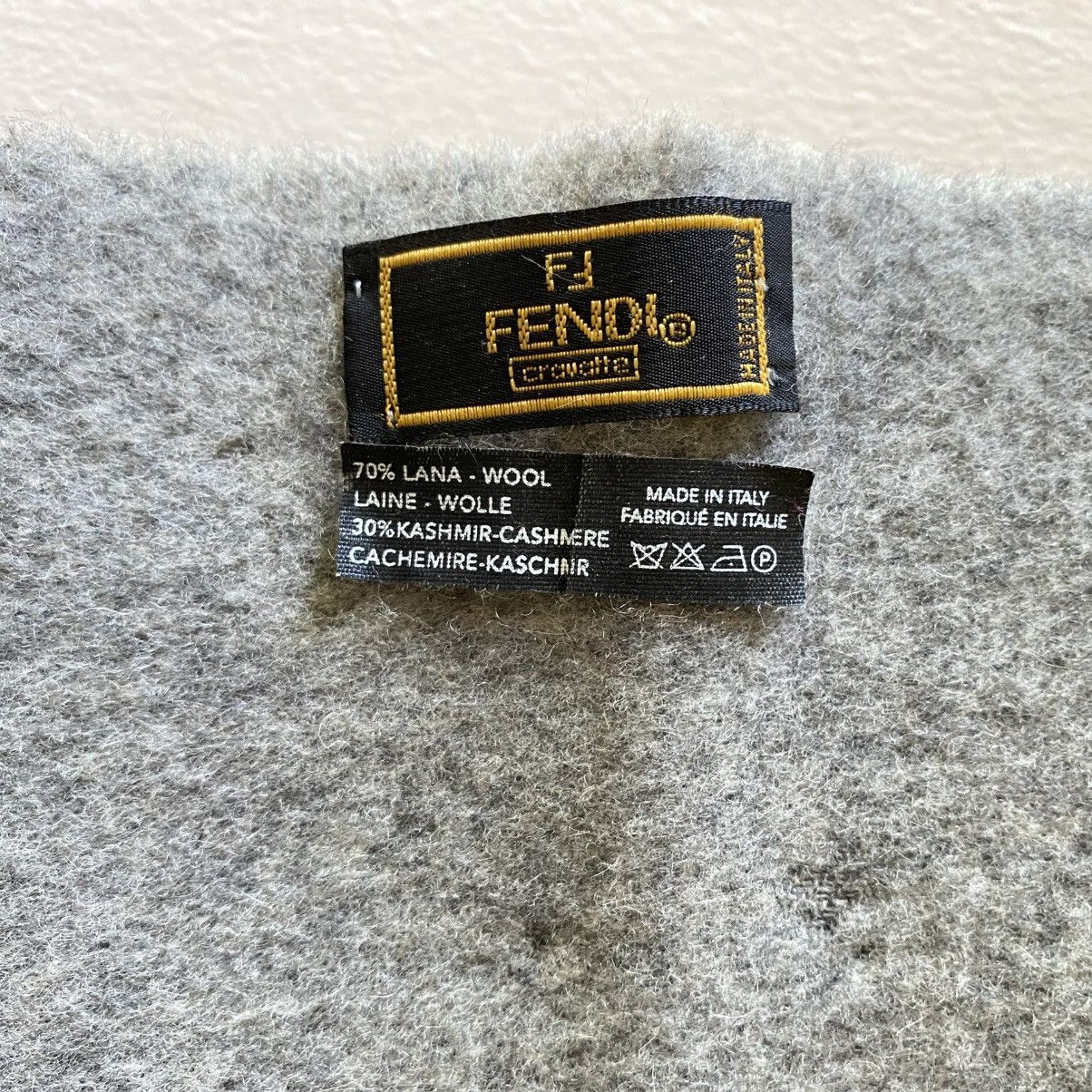 Fendi FENDI 100% Wool Grey Scarf with Brand Embroidery Size ONE SIZE - 18 Thumbnail